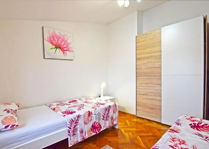Apartmán Levak 2 *