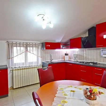 Apartman Levak 2 Póla